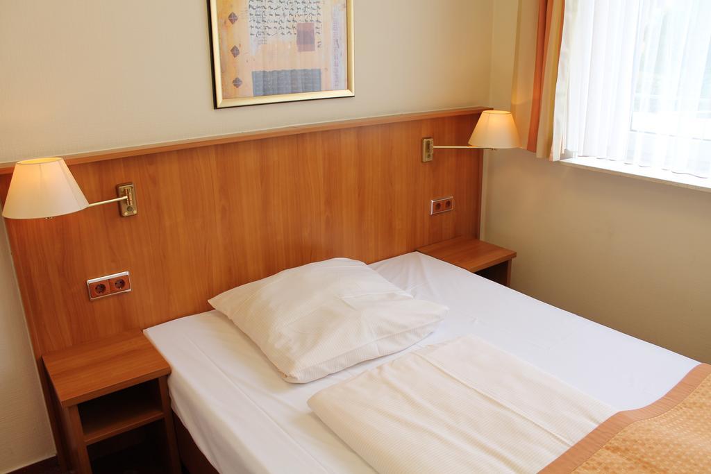 Traveller Hotel Lübeck Rum bild